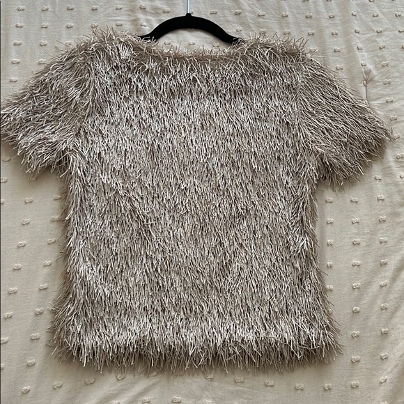 🔝 - Picture 2 of 4